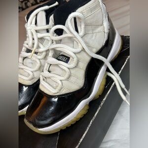 Jordan Concord 11 BEATERS